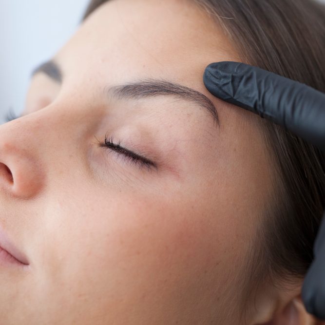 blefaroláser que es blefaroplastia asistida con láser cirugía estética perez sevilla