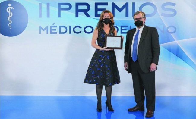 premio-la-razon premio la razon cirugía estética facial
