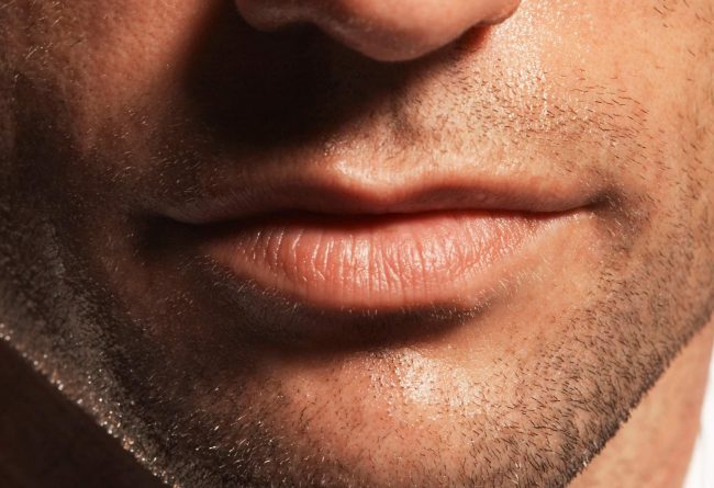 tratamientos para mejorar labios en hombres