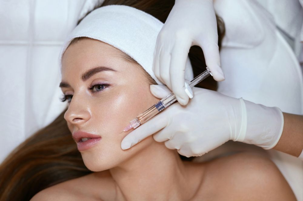 reducir arrugas con ácido hialurónico cleft infiltration